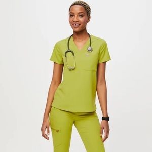 FIGS - Limeade Catarina One Pocket Scrub Top XS